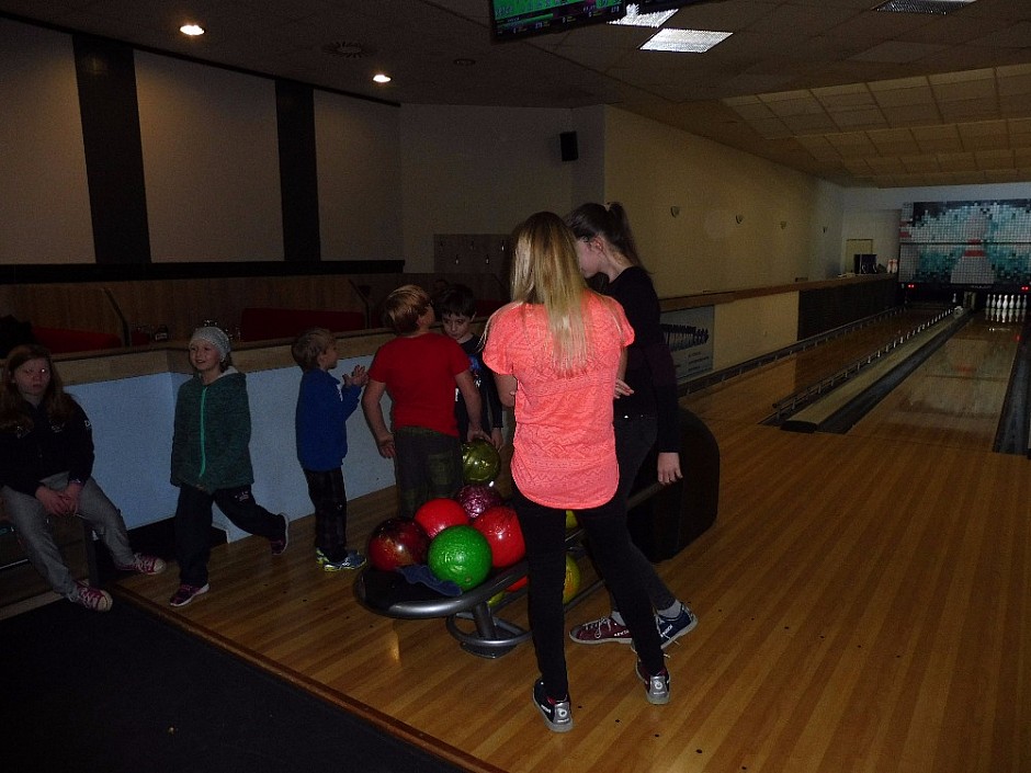 Hájenka Janíkovo sedlo 10.-12.11 (71) Sobotní bowling