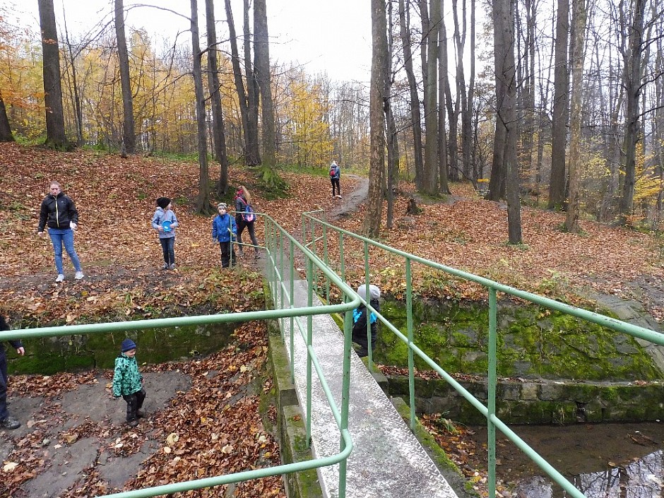 Hájenka Janíkovo sedlo 10.-12.11 (96) Nedělní disc golf