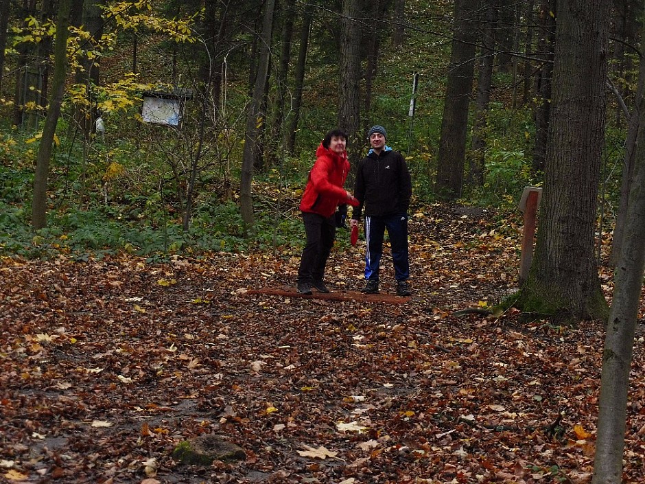 Hájenka Janíkovo sedlo 10.-12.11 (97) Nedělní disc golf