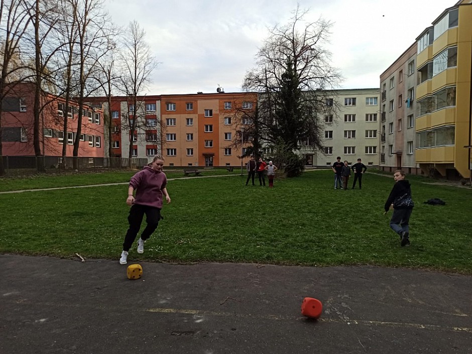 Družinovka 26.3.2024 hřiště a klubovna (5)