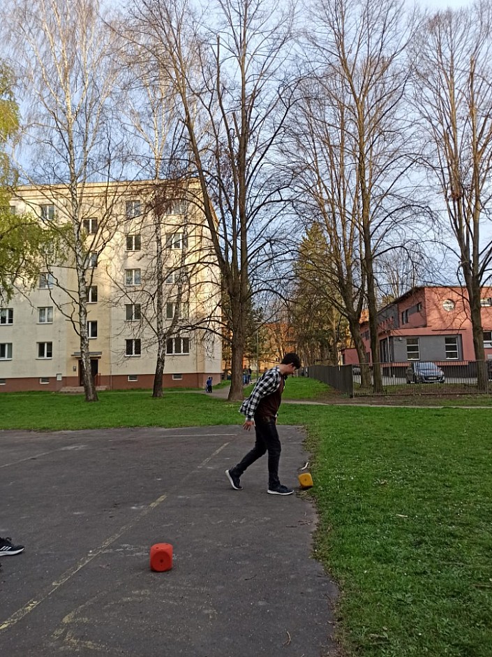 Družinovka 26.3.2024 hřiště a klubovna (9)